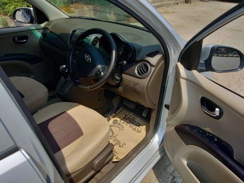 Used Hyundai i10 2012 AT for sale in Noida 