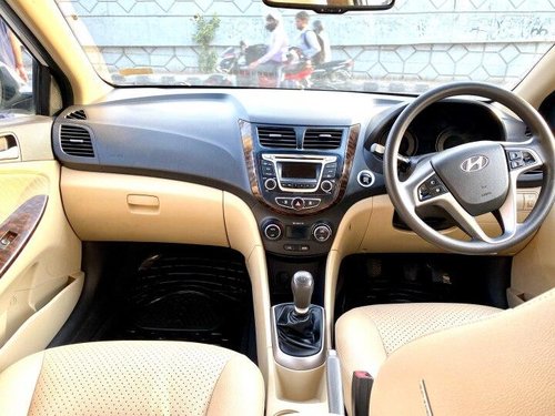 Used Hyundai Verna 2015 MT for sale in New Delhi 