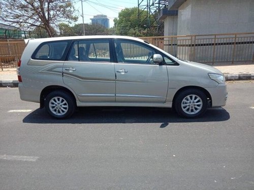 Toyota Innova 2.5 Z Diesel 7 Seater BS IV 2015 MT in Bangalore 