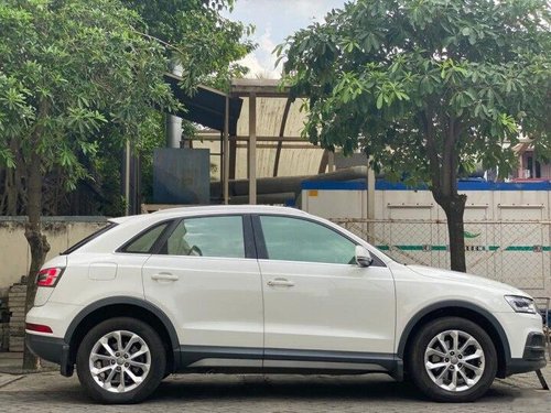 Used 2016 Audi Q3 AT for sale in Kolkata 