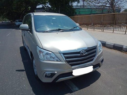 Toyota Innova 2.5 Z Diesel 7 Seater BS IV 2015 MT in Bangalore 