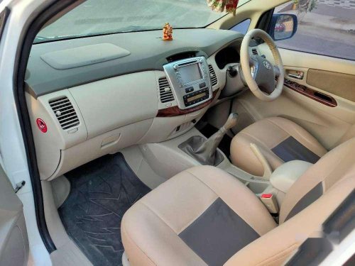 Toyota Innova 2.5 V 8 STR, 2014, Diesel MT for sale in Rajkot 