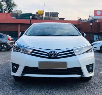 Used Toyota Camry 2015 AT for sale in New Delhi 