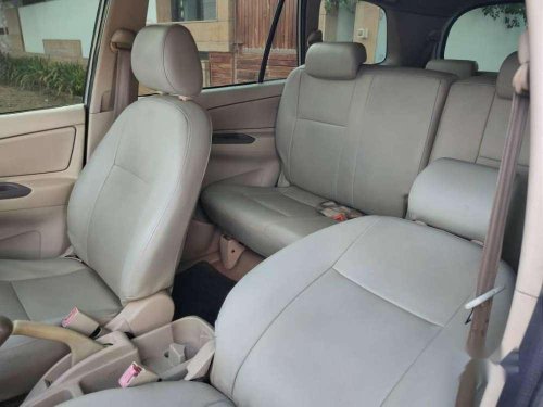 Toyota Innova 2.0 G 8 STR BS-IV, 2005, MT for sale in Chennai 