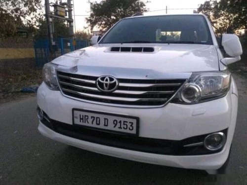 Used 2015 Toyota Fortuner 4x2 AT in New Delhi 