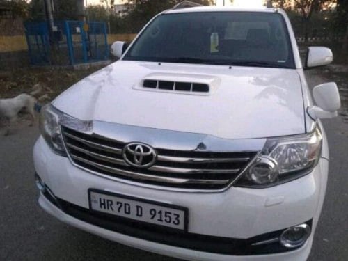 Used 2015 Toyota Fortuner 4x2 AT in New Delhi 