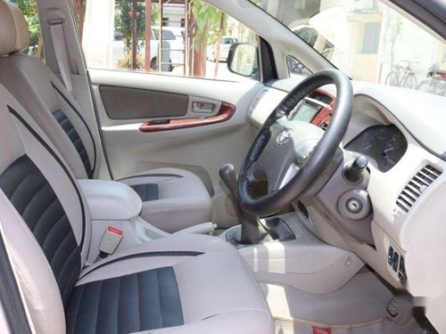 Toyota Innova 2.0 G 8 STR BS-IV, 2014, MT in Ahmedabad 