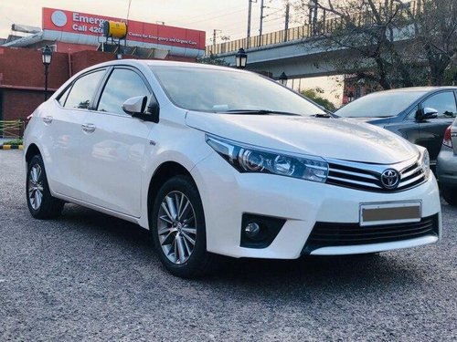 Used Toyota Corolla Altis 2016 AT for sale in New Delhi 