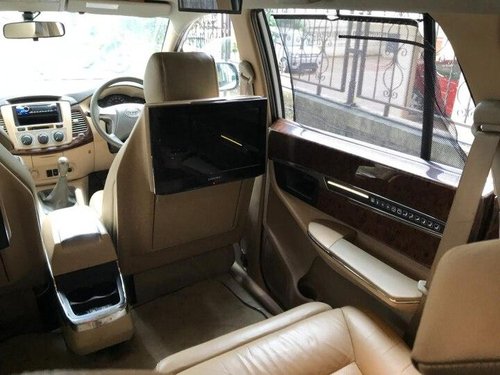 Used Toyota Innova 2013 MT for sale in Pune 