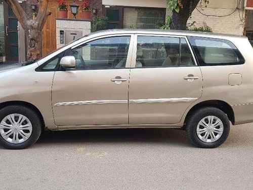 Toyota Innova 2.0 G4, 2011, Diesel MT for sale in Chandigarh