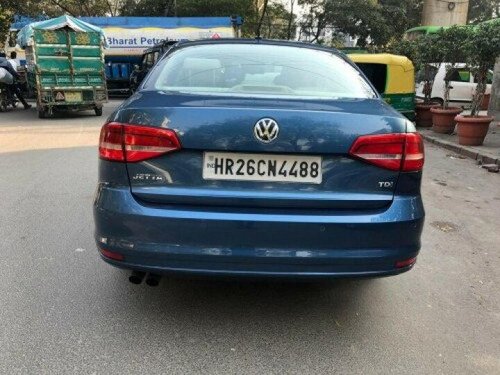 2015 Volkswagen Jetta 2011-2013 2.0L TDI Highline AT in New Delhi