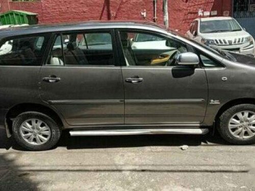 Used 2011 Toyota Innova 2004-2011 MT for sale in New Delhi