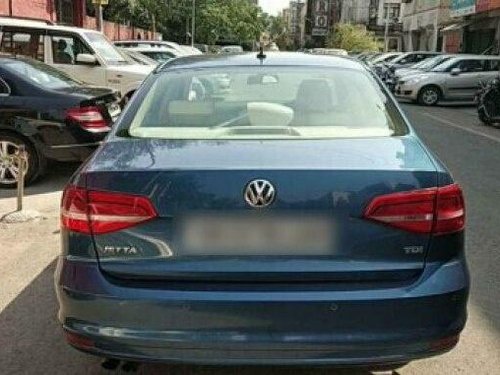 2015 Volkswagen Jetta 2011-2013 2.0L TDI Highline AT in New Delhi