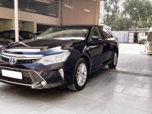 Used Toyota Camry 2015 AT for sale in New Delhi