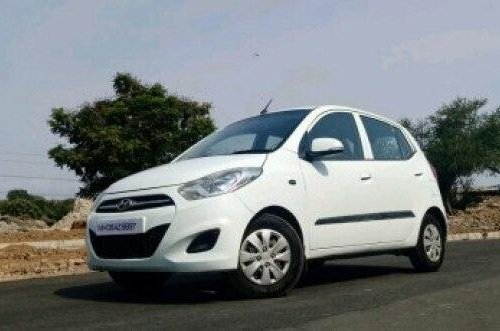 Hyundai i10 Magna 2012 MT for sale in Thane