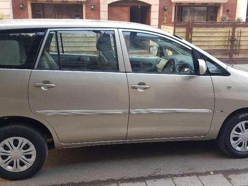 Toyota Innova 2.0 G4, 2011, Diesel MT for sale in Chandigarh