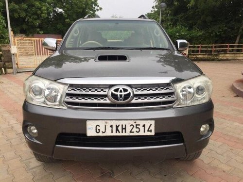 Toyota Fortuner 3.0 Diesel 2011 MT for sale in Ahmedabad