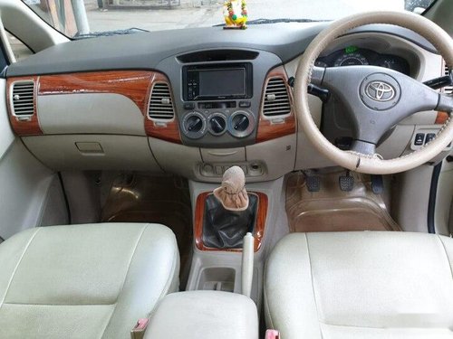 2010 Toyota Innova 2.5 GX (Diesel) 8 Seater BS IV MT in Mumbai