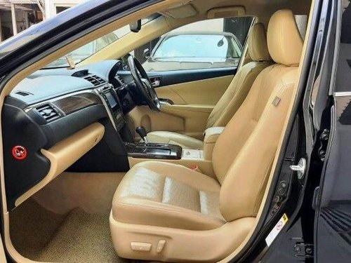 Used Toyota Camry 2015 AT for sale in New Delhi