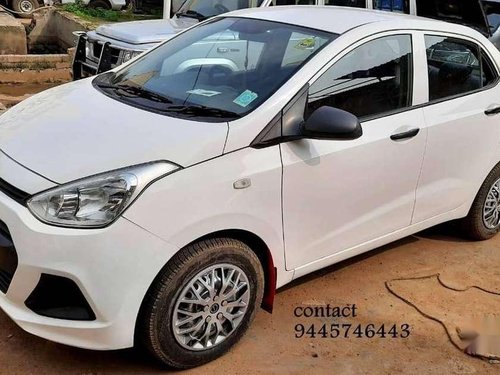 Hyundai Xcent Base 1.1 CRDi, 2017, Diesel MT in Chennai