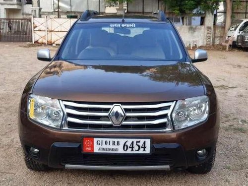 Renault Duster 110 PS RxZ AWD, 2013, Diesel MT in Ahmedabad