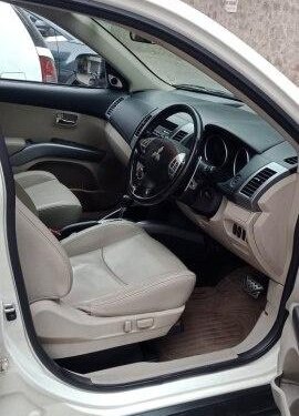 Mitsubishi Outlander 2.4 2011 AT for sale in New Delhi