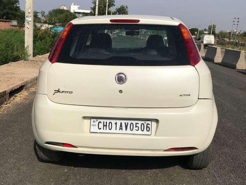 2013 Fiat Punto MT for sale in Chandigarh