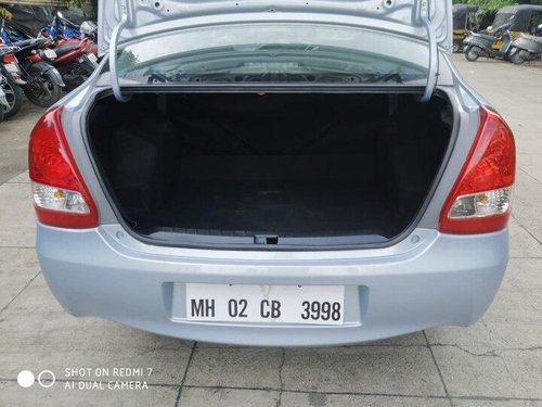 2011 Toyota Platinum Etios V MT for sale in Thane