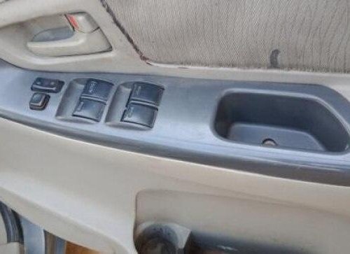 2010 Toyota Innova 2004-2011 MT for sale in Lucknow