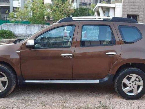 Renault Duster 110 PS RxZ AWD, 2013, Diesel MT in Ahmedabad