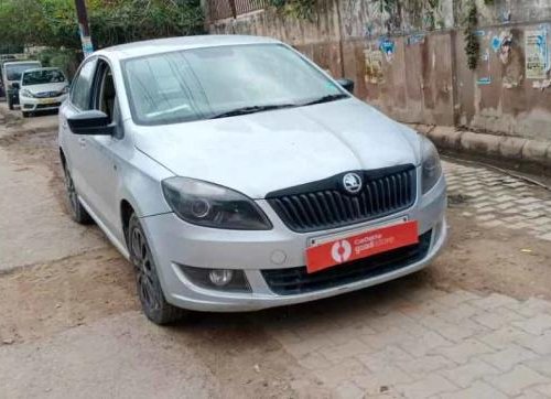 Skoda Rapid 1.5 TDI Elegance 2015 MT for sale in Lucknow