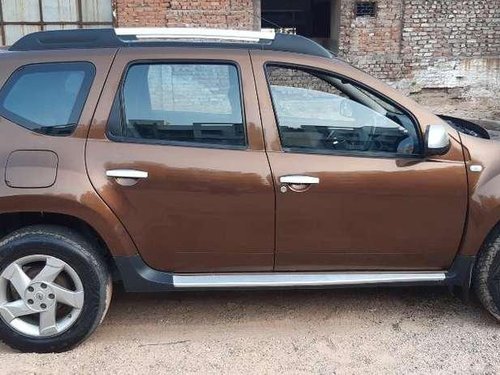 Renault Duster 110 PS RxZ AWD, 2013, Diesel MT in Ahmedabad