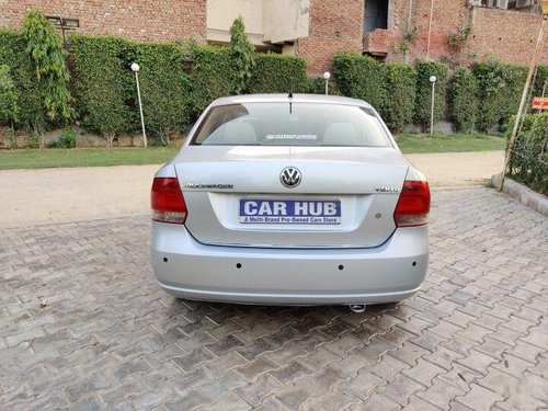 Volkswagen Vento Petrol Highline 2011 MT for sale in Gurgaon