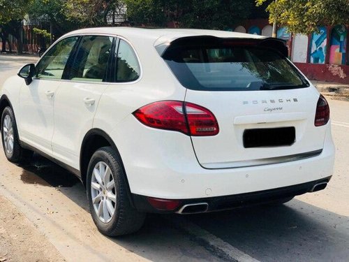 Used 2012 Porsche Cayenne S Hybrid AT for sale in New Delhi