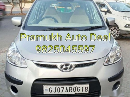 Hyundai i10 Magna 2010 MT for sale in Vadodara