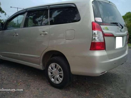 Toyota Innova 2.5 G4 7 STR, 2014, Diesel MT in Kolkata