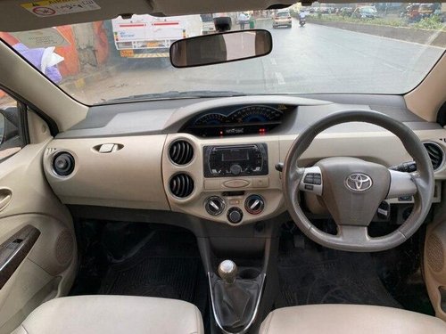 Toyota Platinum Etios VX 2011 MT for sale in Mumbai