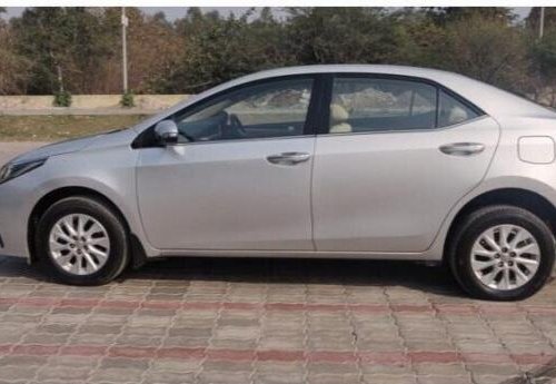 2017 Toyota Corolla Altis Diesel D4DGL MT for sale in New Delhi