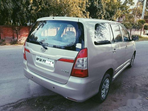 Toyota Innova 2014 MT for sale in Lucknow