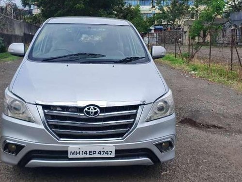 Toyota Innova 2.5 V 8 STR, 2014, Diesel MT for sale in Pune 