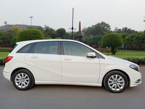 Used Mercedes Benz B Class B180 2015 AT for sale in New Delhi 