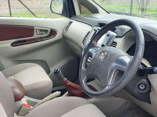 Toyota Innova 2.5 V 8 STR, 2014, Diesel MT for sale in Pune 