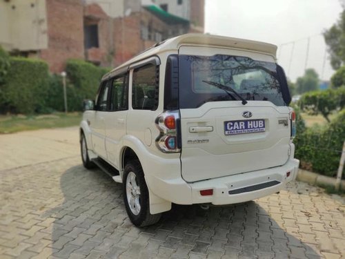 Used 2015 Mahindra Scorpio MT for sale in Gurgaon 