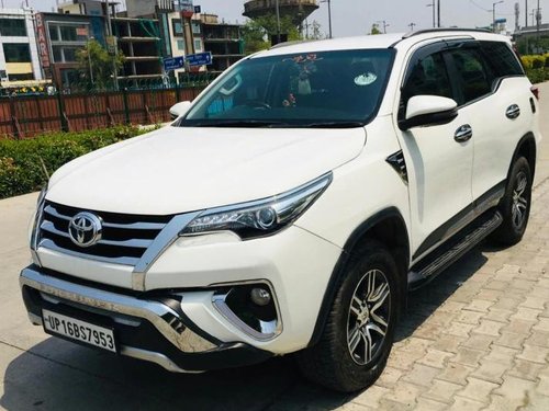 Used 2018 Toyota Fortuner MT for sale in New Delhi 