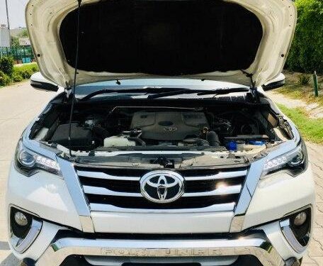 Used 2018 Toyota Fortuner MT for sale in New Delhi 