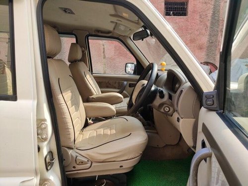 Mahindra Scorpio VLX 2WD BSIV 2013 MT for sale in New Delhi