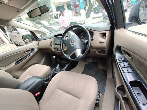 2016 Toyota Innova 2.5 GX 7 STR BSIV MT in Bangalore