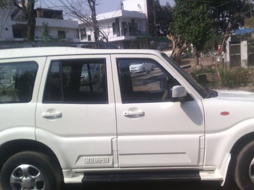 Used 2014 Mahindra Scorpio SLE BSIII for sale at low price