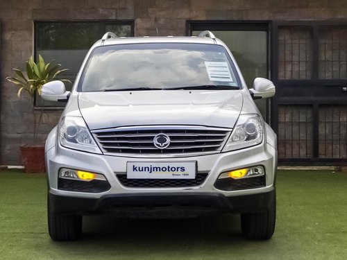 Used Mahindra Rexton RX7 AWD AT 2013