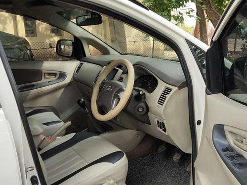 2013 Toyota Innova MT for sale in Bhilai